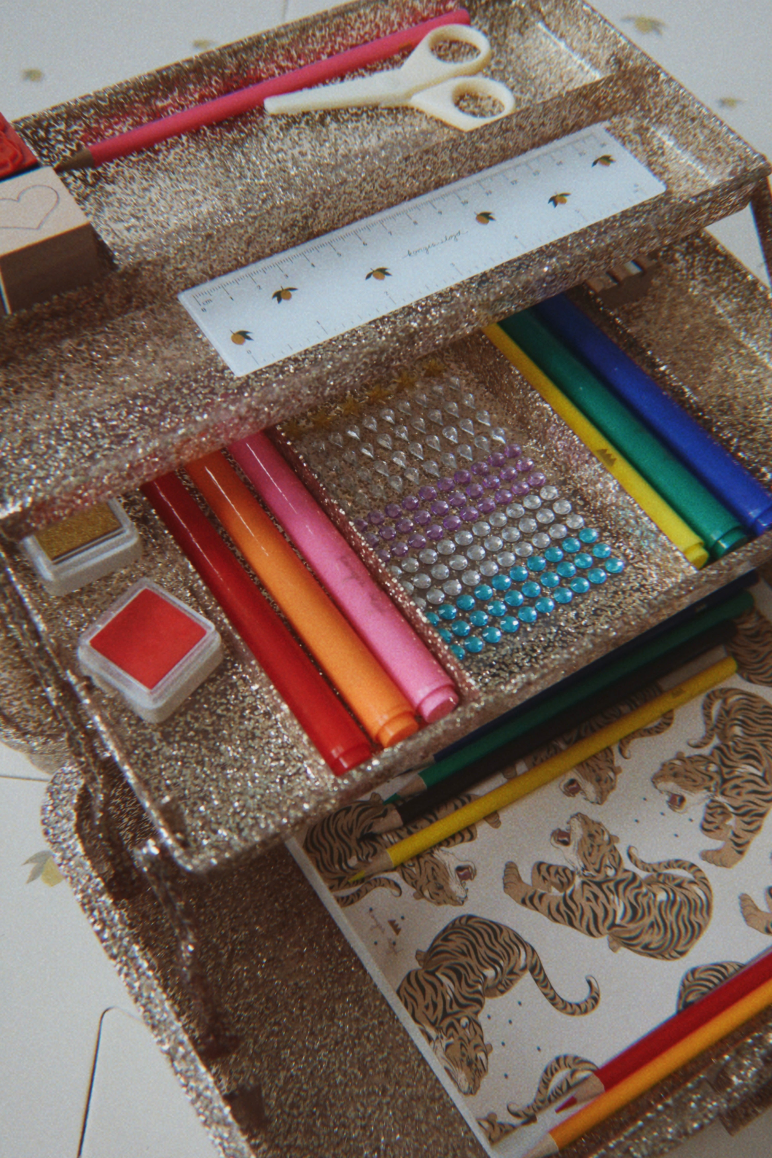 Art Caddy- Gold Glitter