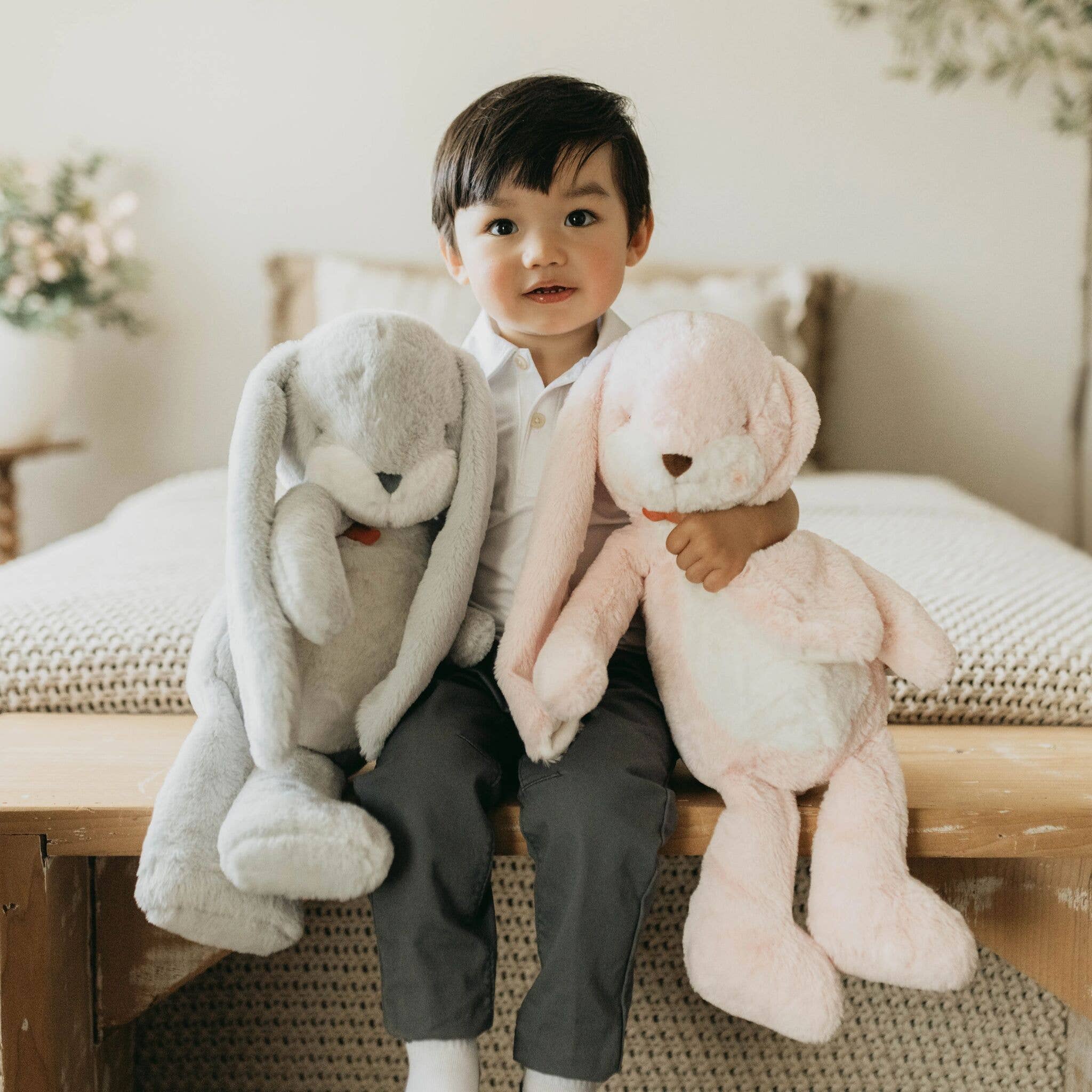 Big 20" Nibble Bunny – Gray